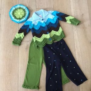Gymboree size 2T sweater/leggings/hat set